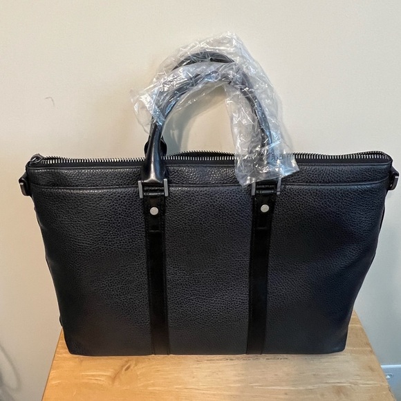 Brahmin Black Avalon Shoulder Bag - Picture 2 of 10